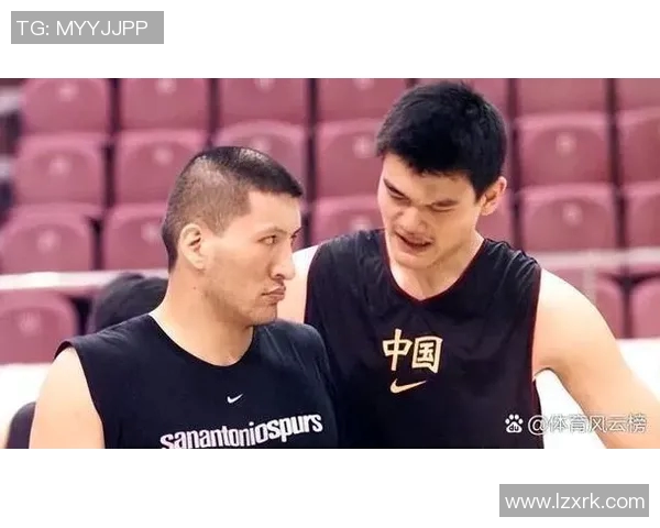 姚明在NBA赛场上完胜加内特展现中国篮球的崛起与辉煌 姚明在NBA赛场上完胜加内特展现中国篮球的崛起与辉煌